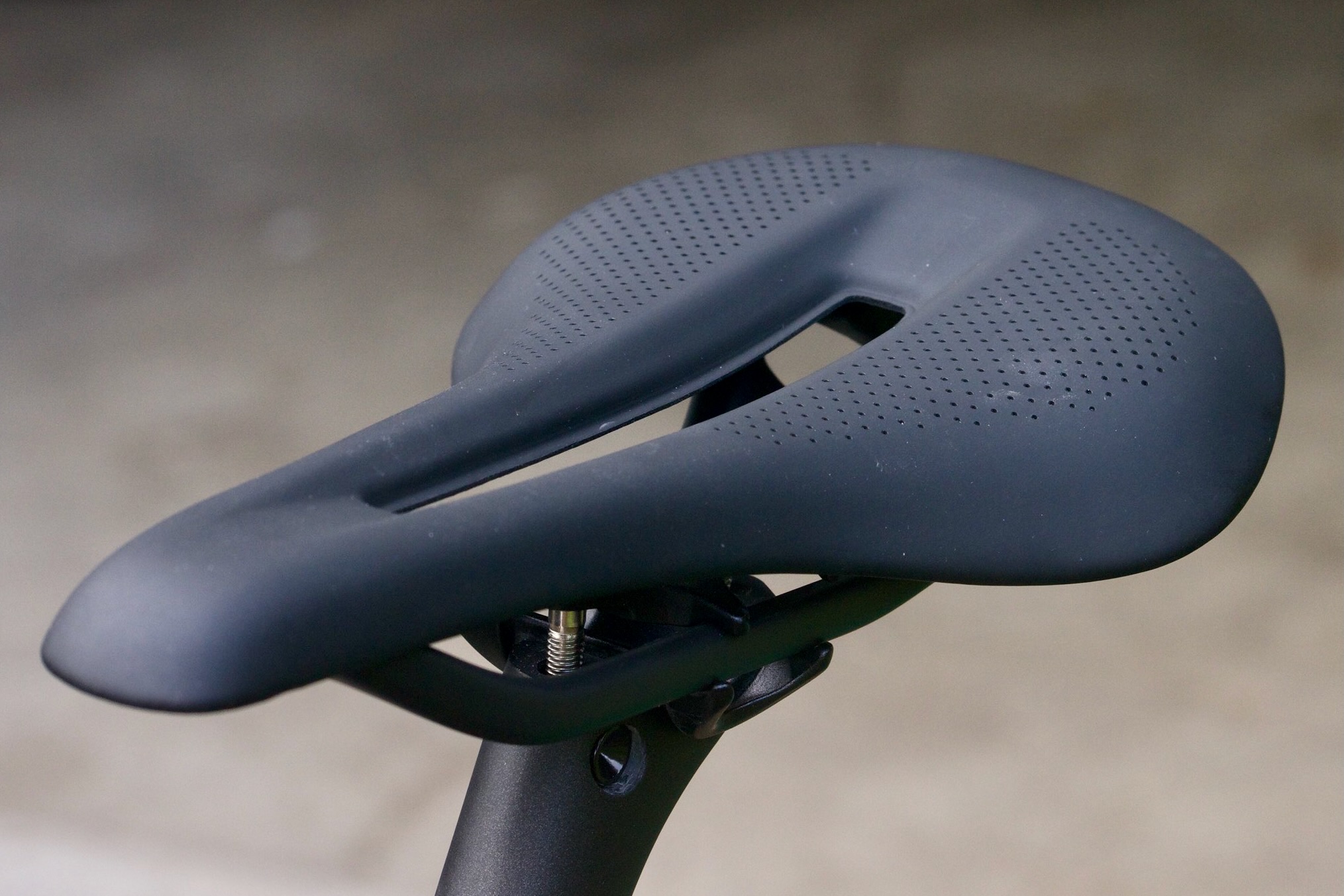 The side to side profile of the Trek RSL road bike saddle