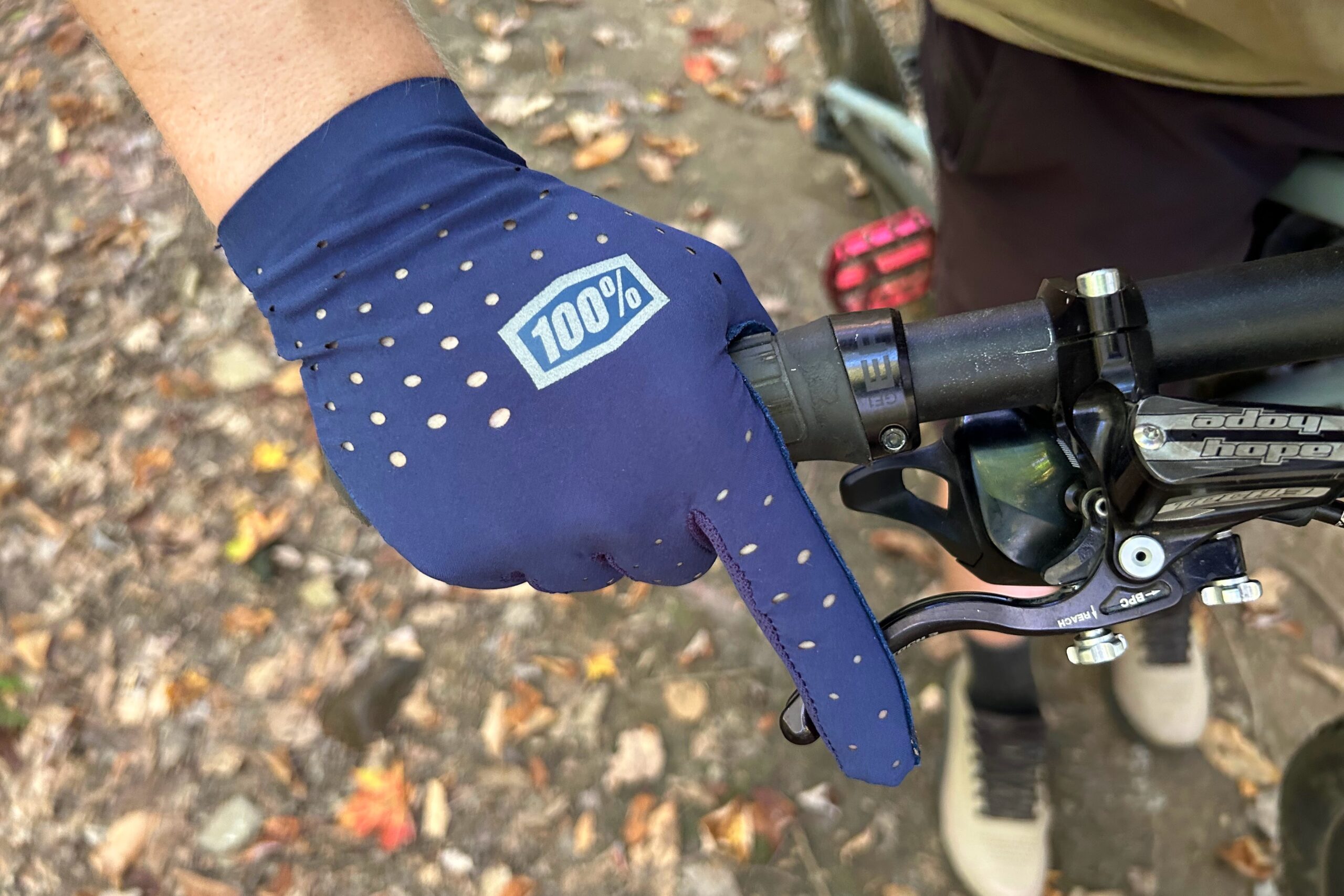 The 100% Sling lightweight mountain bike gloves