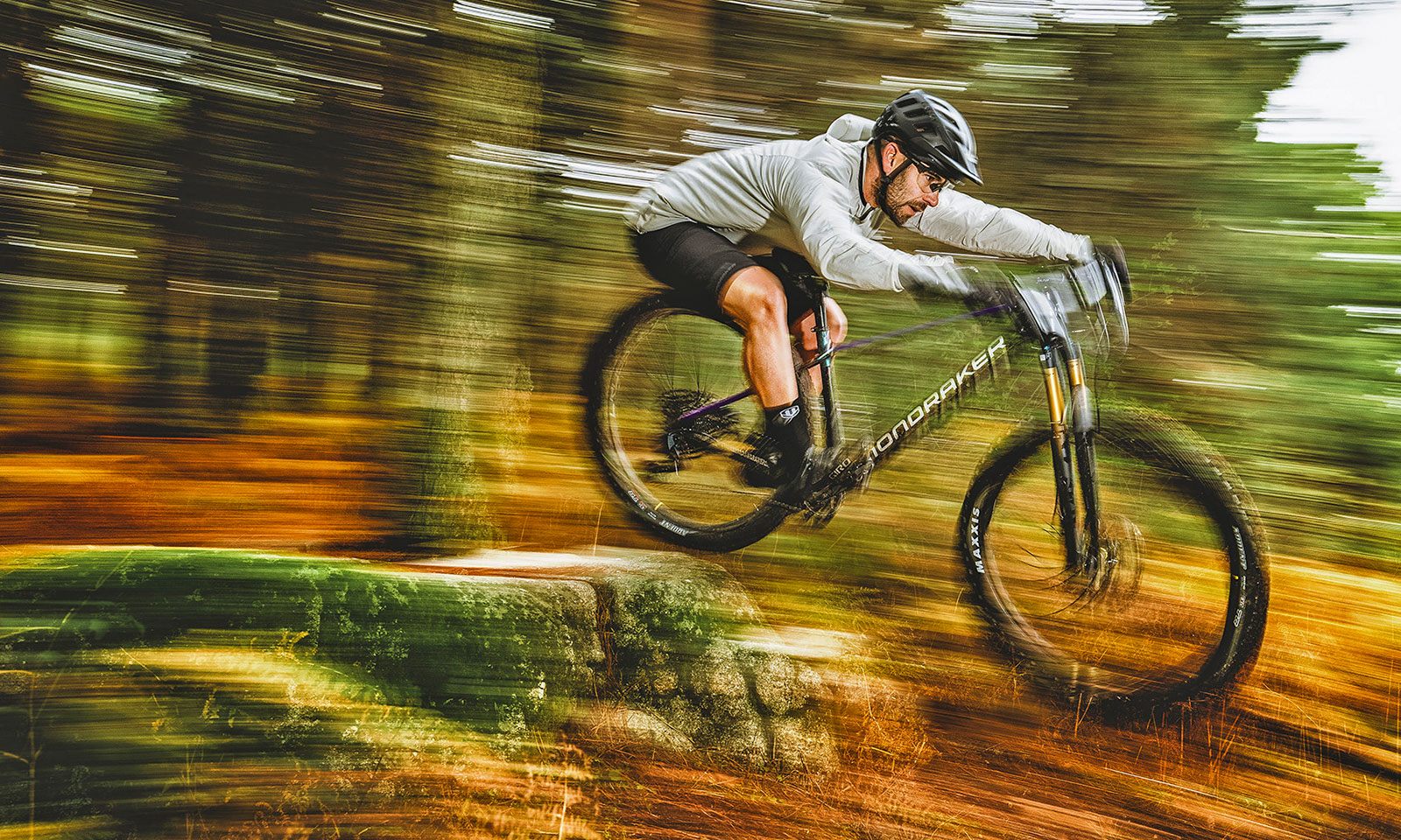Mondraker Chrono Carbon DC progressive downcountry hardtail mountain bike, riding