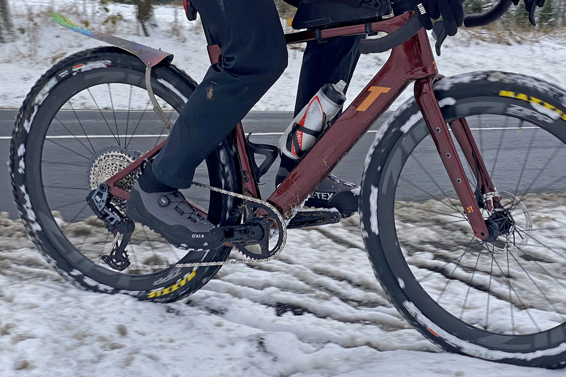 3T Extrema Italia Integrale, all-new carbon fat tire 29er aero adventure gravel bike, made-in-Italy, winter snow bike slush