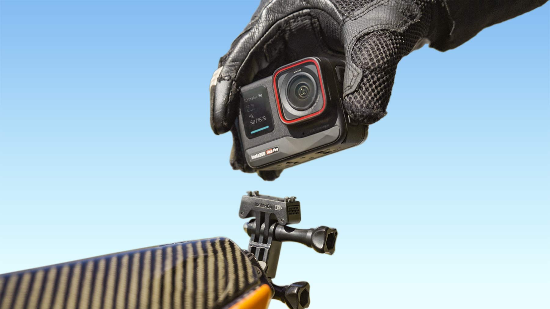 insta360 ace pro action camera mount closeup