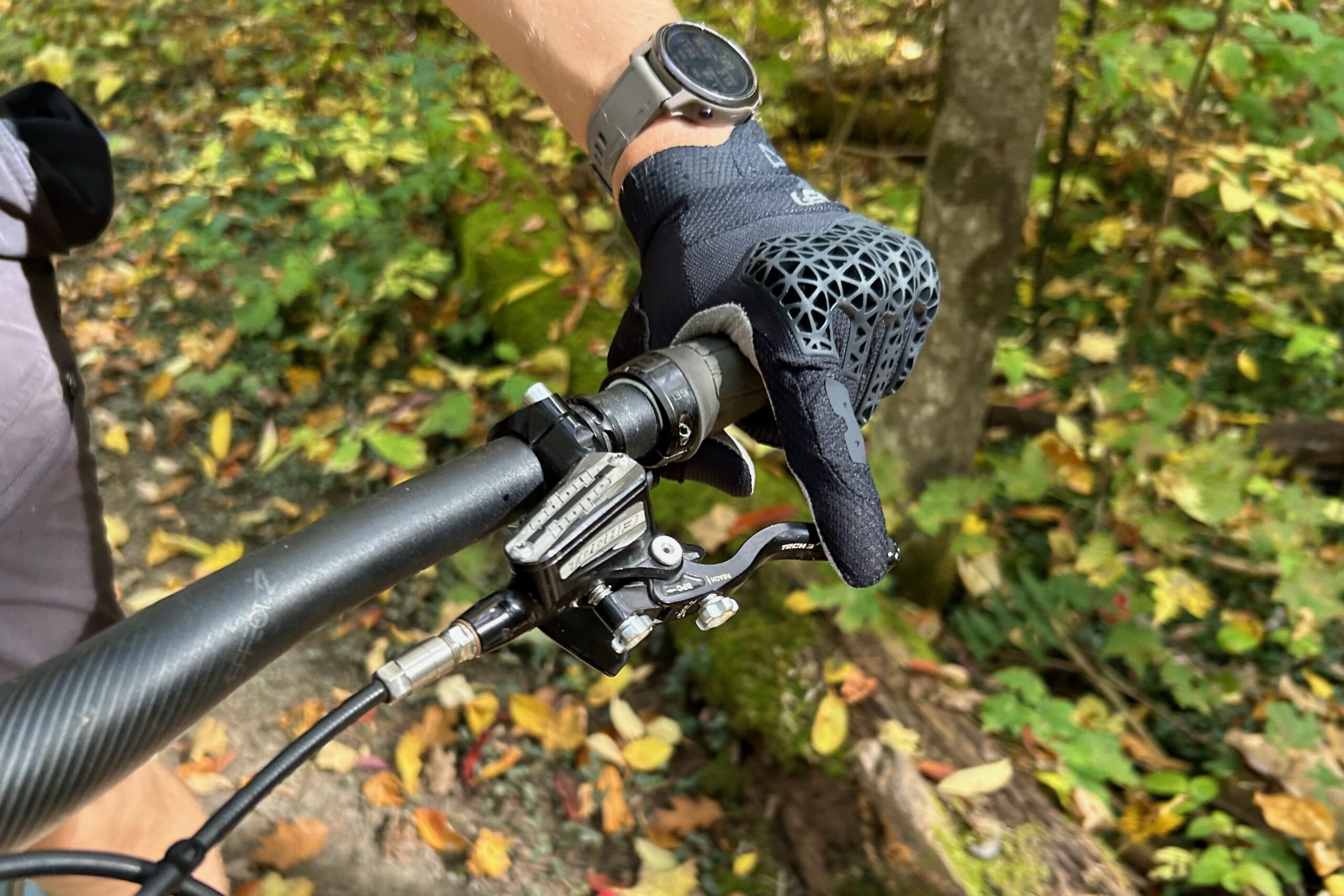 The Leatt MTB 4.0 Lite gloves and the Airflex hand protection