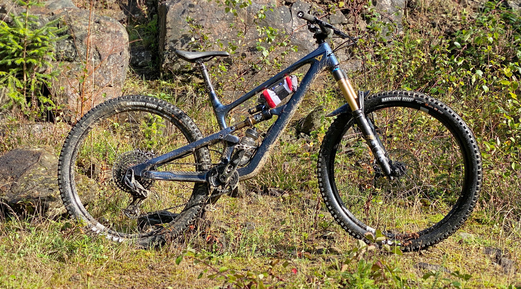 New 2023 YT Jeffsy gen3 carbon trail mountain bike Review, dirty complete