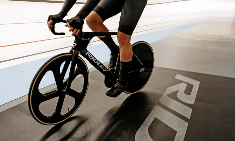 Ridley Arena Track Bikes Hit the Velodrome in Fast Carbon or Affordable ...