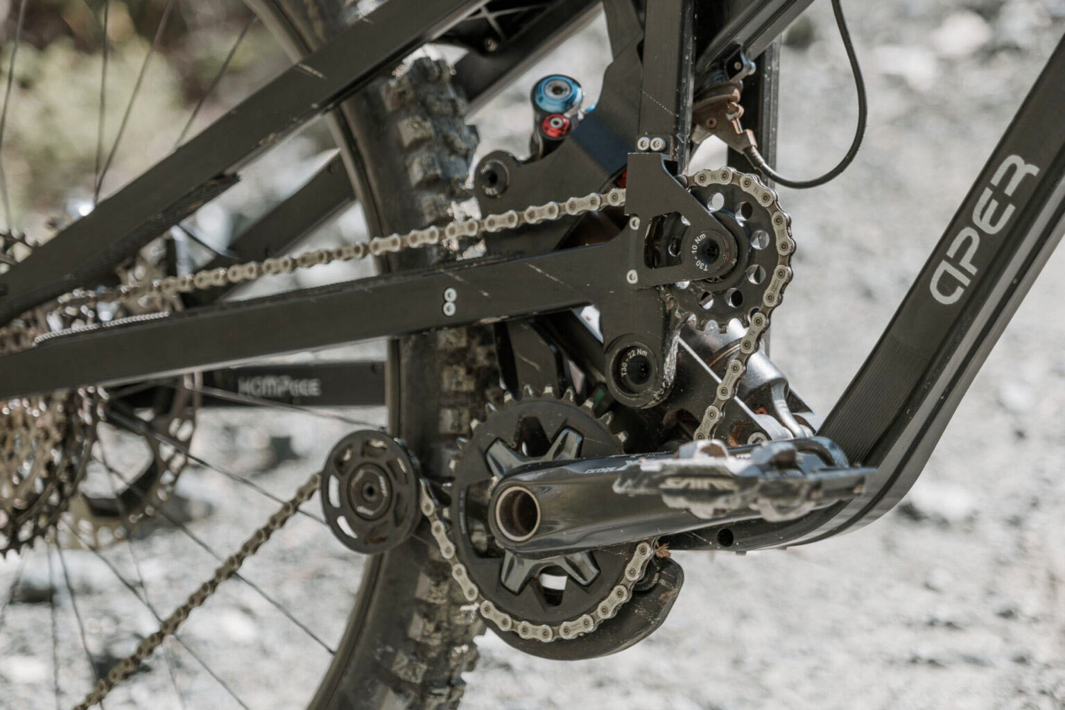 closeup of aper kompace enduro mountain bike rising pivot suspension
