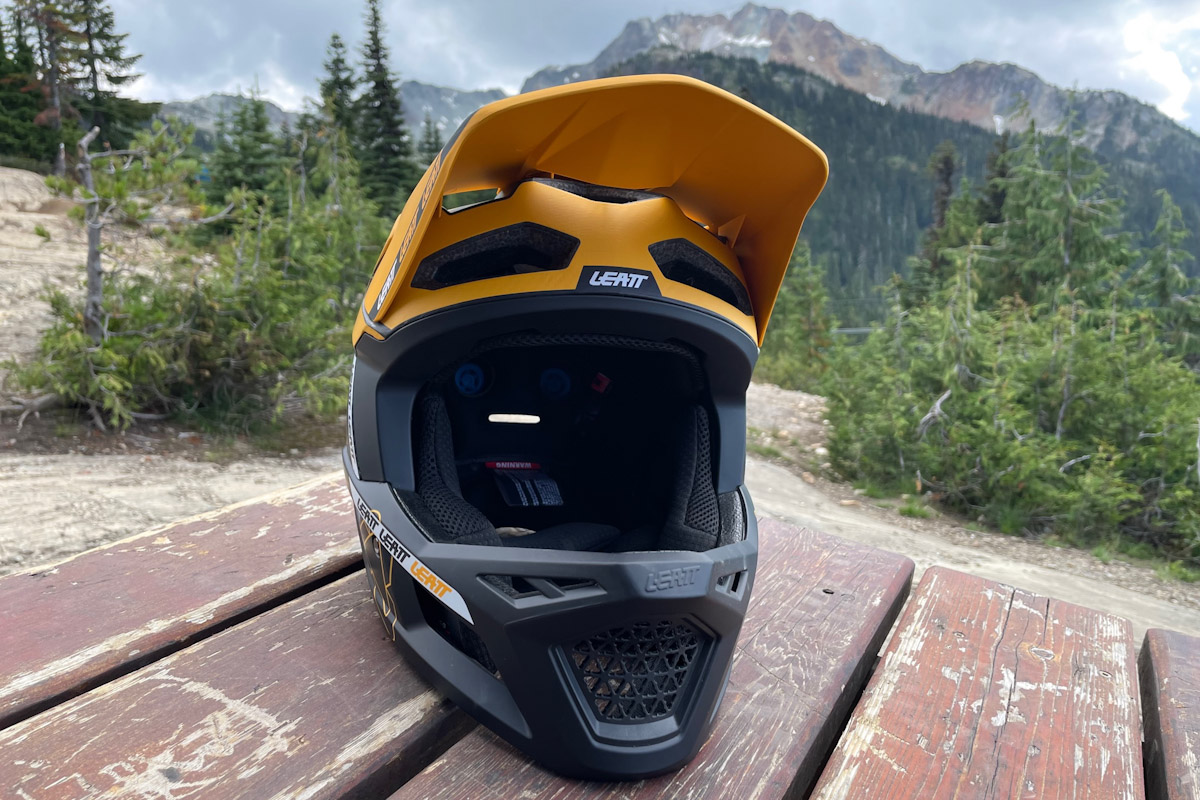 Leatt Gravity 6.0 helmet, front, wbp