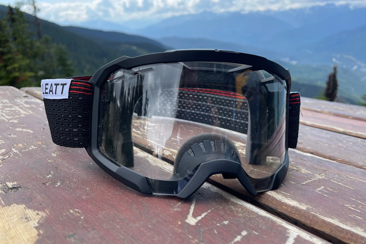 Leatt Velocity 4.0 X-Flow goggles, front, wbp