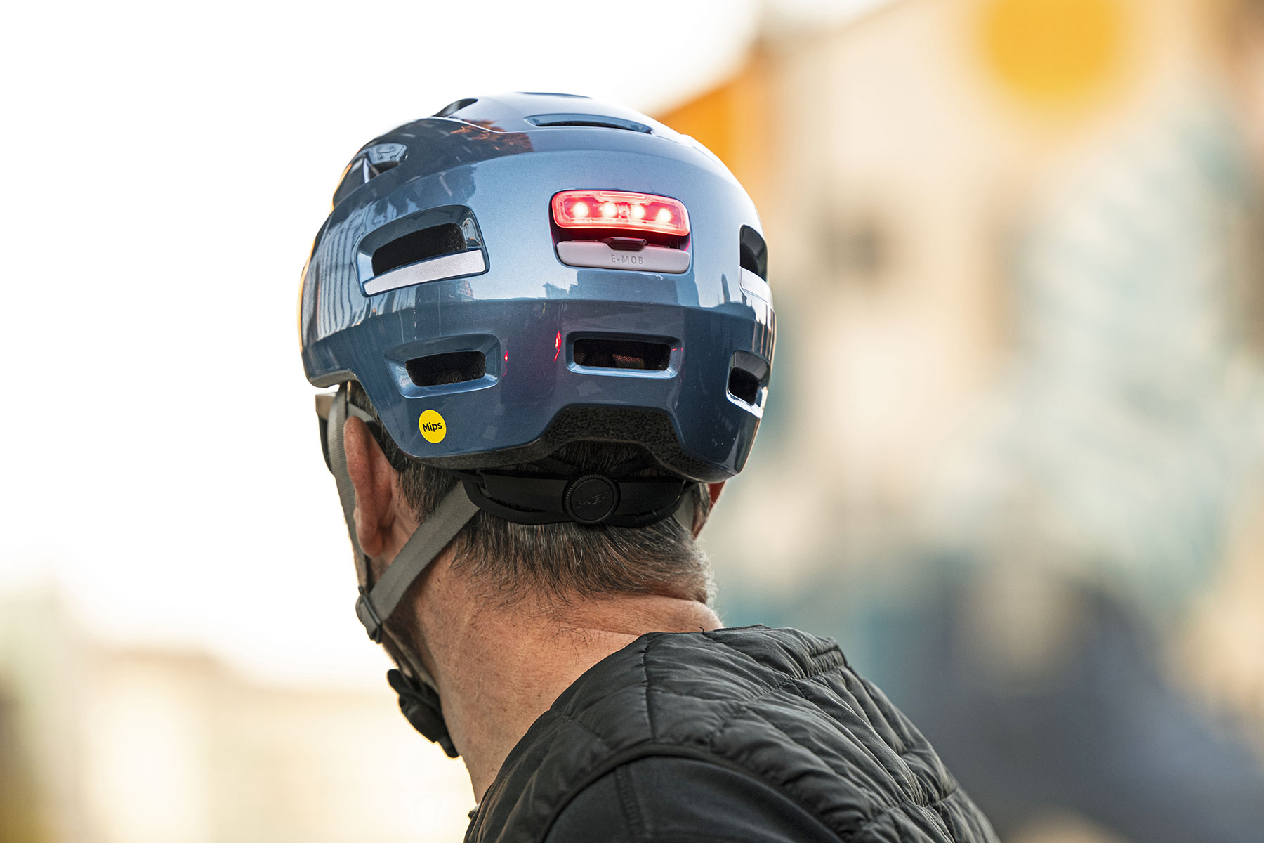MET E-Mob MIPS urban ebike commuter helmet, pedelec NTA 8776-certified, taillight on