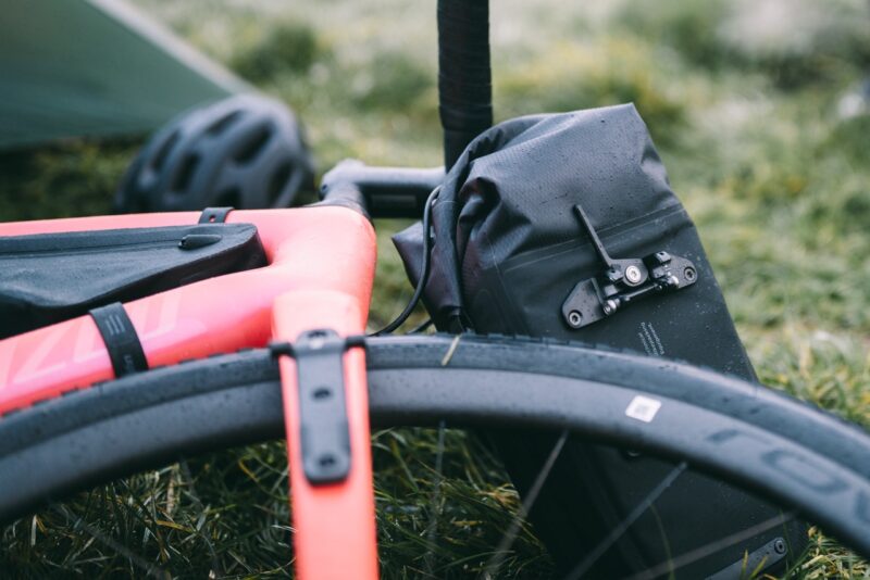 Tailfin fork pack