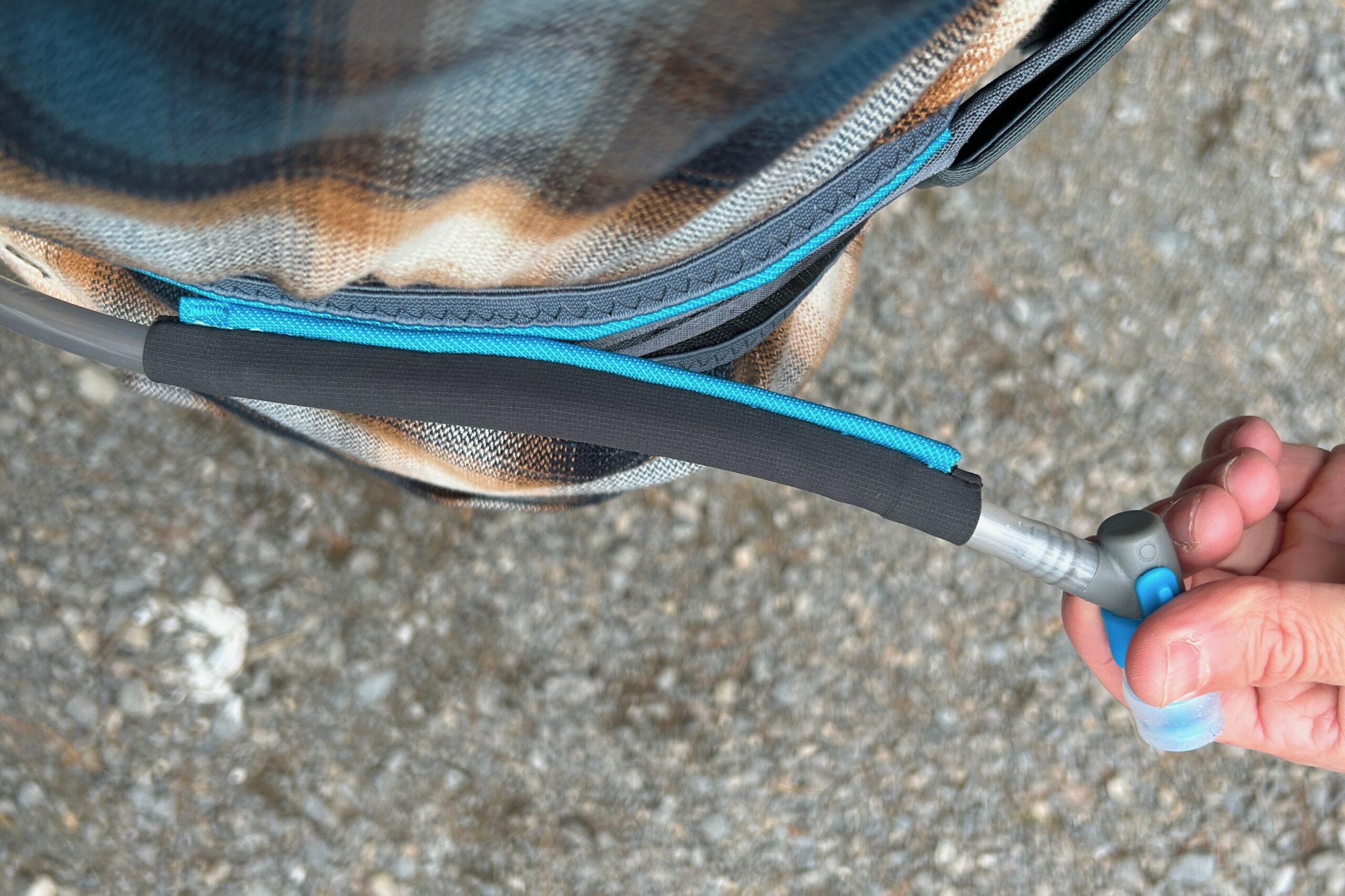 the magnetic hose connection on the Thule Rail 4