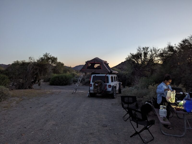 Yakima SkyRise HD Medium RTT El Camino Del Diablo sunset