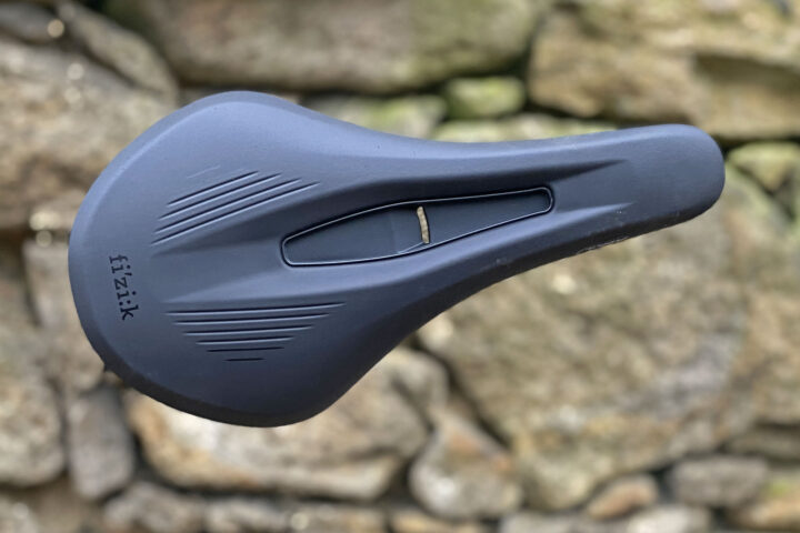 Fizik Argo X1 Gravel Saddle Gets Lighter with Carbon Rails Upgrade ...