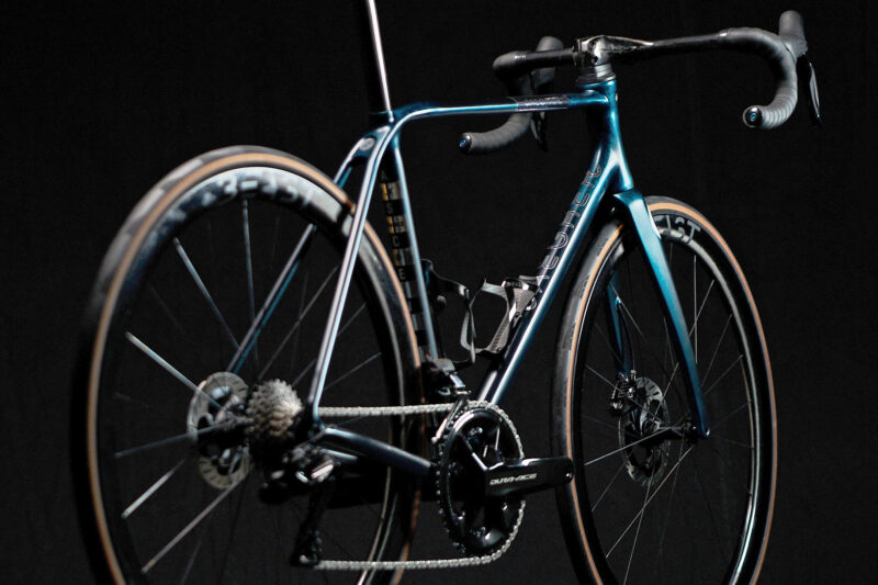3D-printed Jaegher Ascender Phoenix Road Bike Curves Steel Like Carbon With A.I.