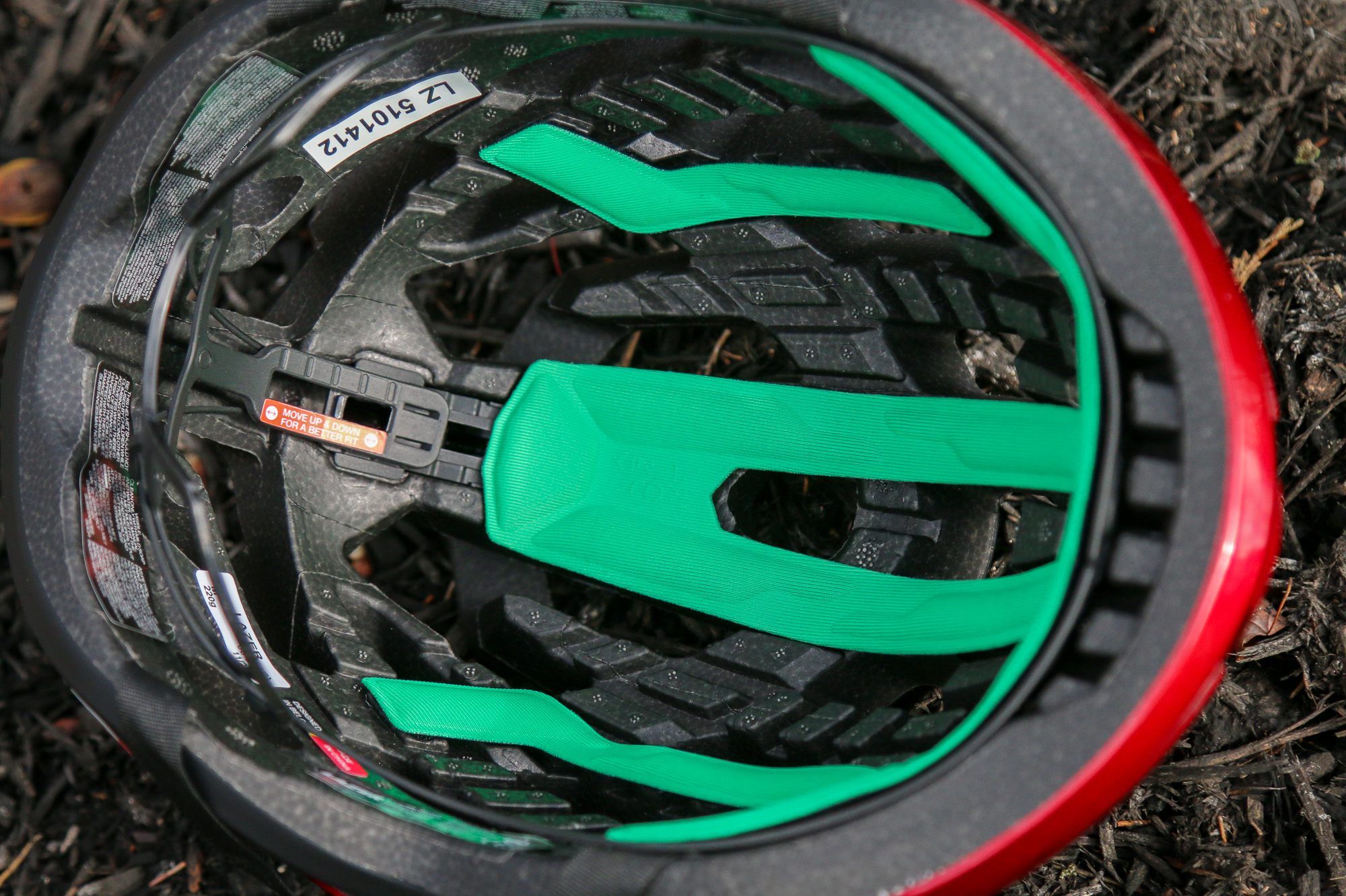 Lazer Z1 Kineticore helmet detail