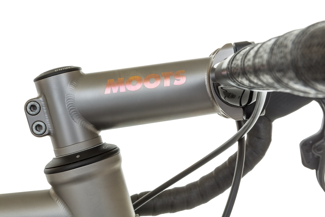 MOOTS New Groundswell finish stem logo side
