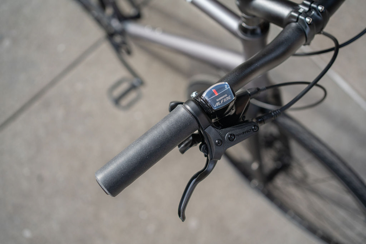 Priority Bicycles Eight, trigger shifter