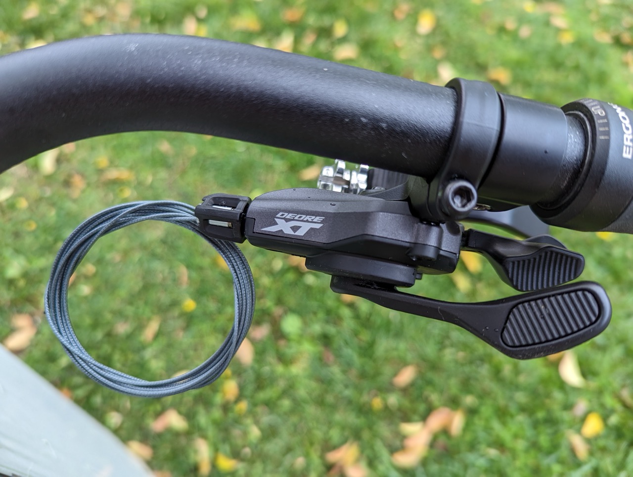 thumbnail image 2 of Shimano Deore XT LinkGlide SL-M8130-R 11-Speed Right Trigger Shifter - Clamp On 2 of 3