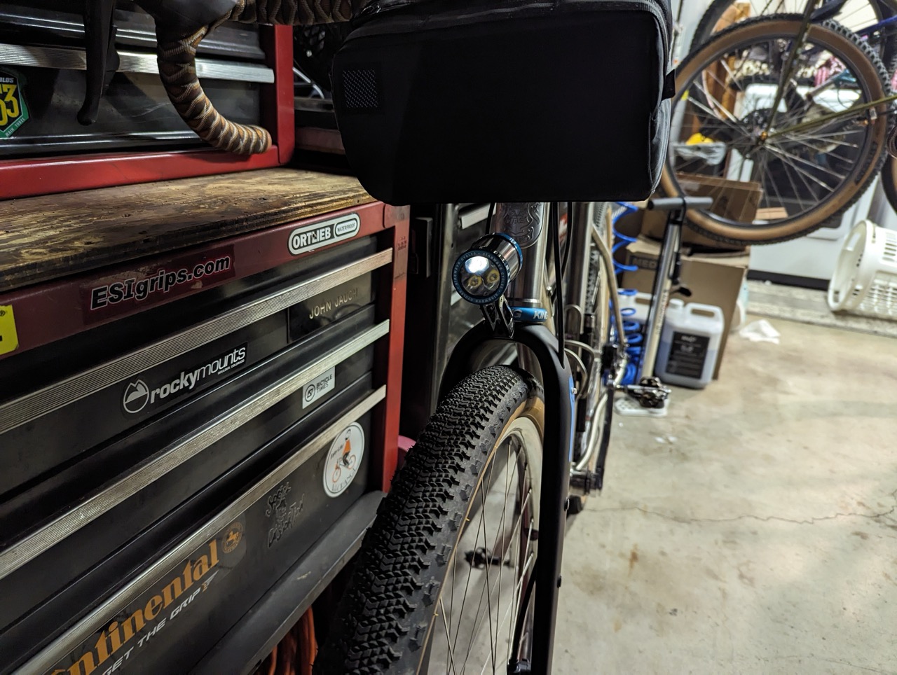 Sinewave Cycles Beacon 2 Review stand light