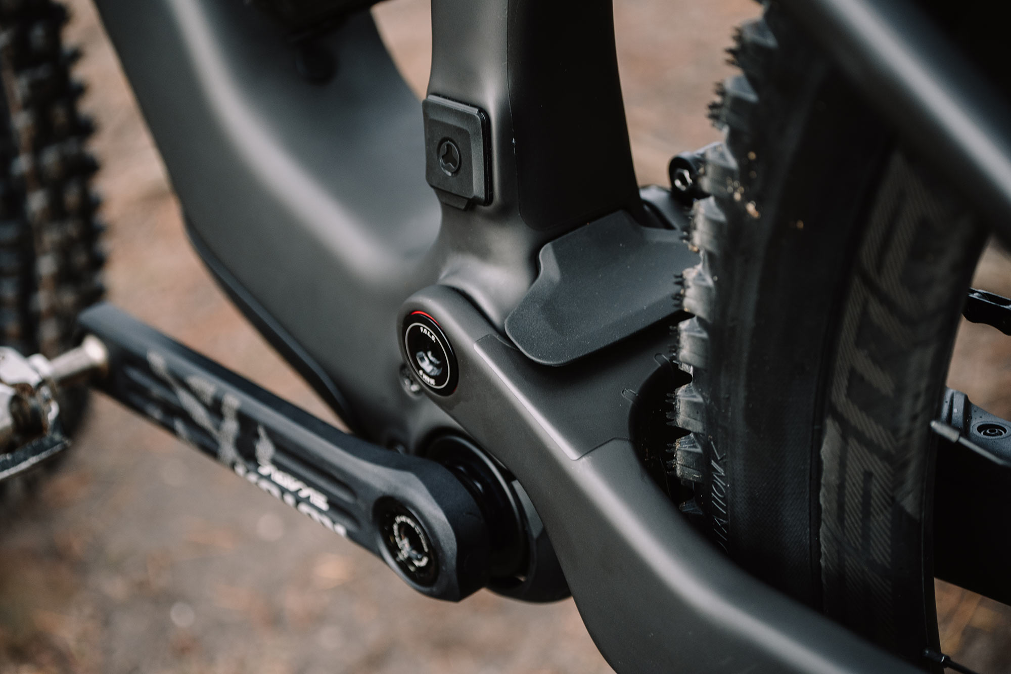 closeup details of the new focus vam2 sl e-mountain bike