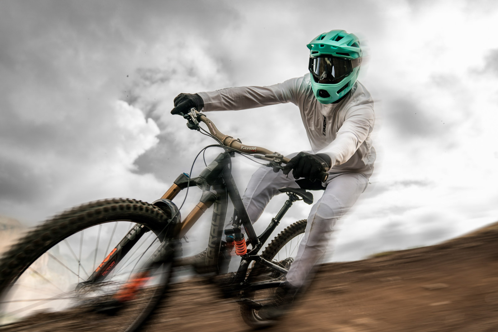 New Limar Livigno Helmet is a Very Lightweight Full-Face for Enduro or DH