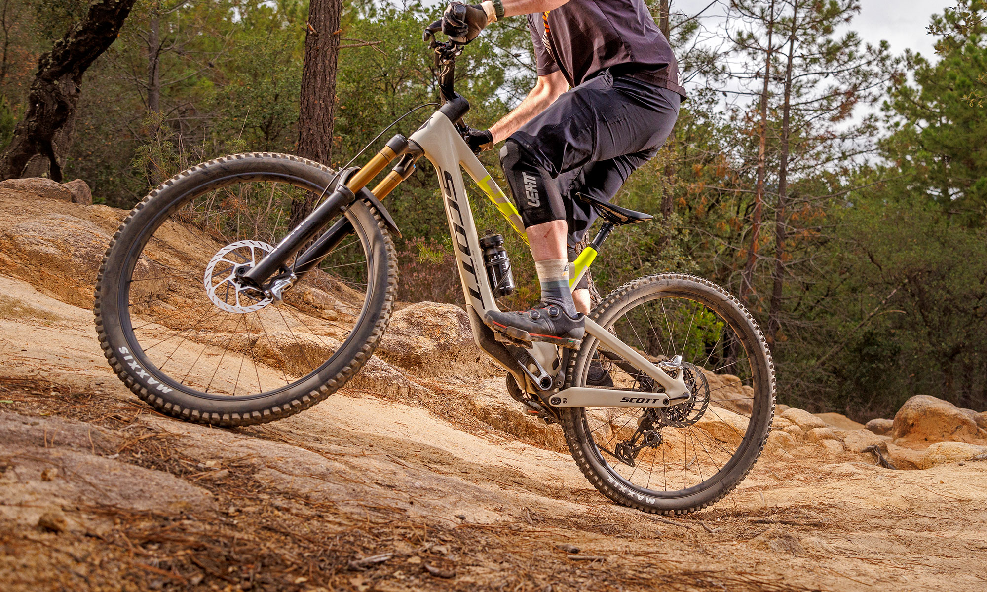 2024 Scott Ransom 900 RC DH-ready carbon enduro bike, climbing