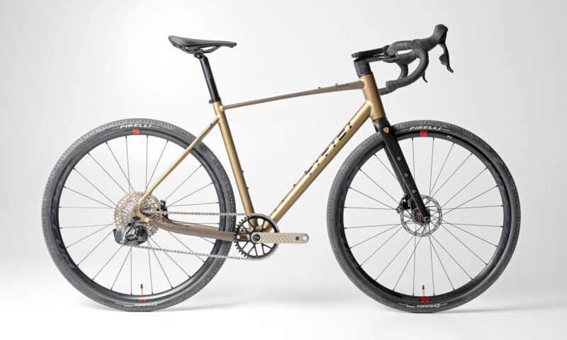 titici gravel bike