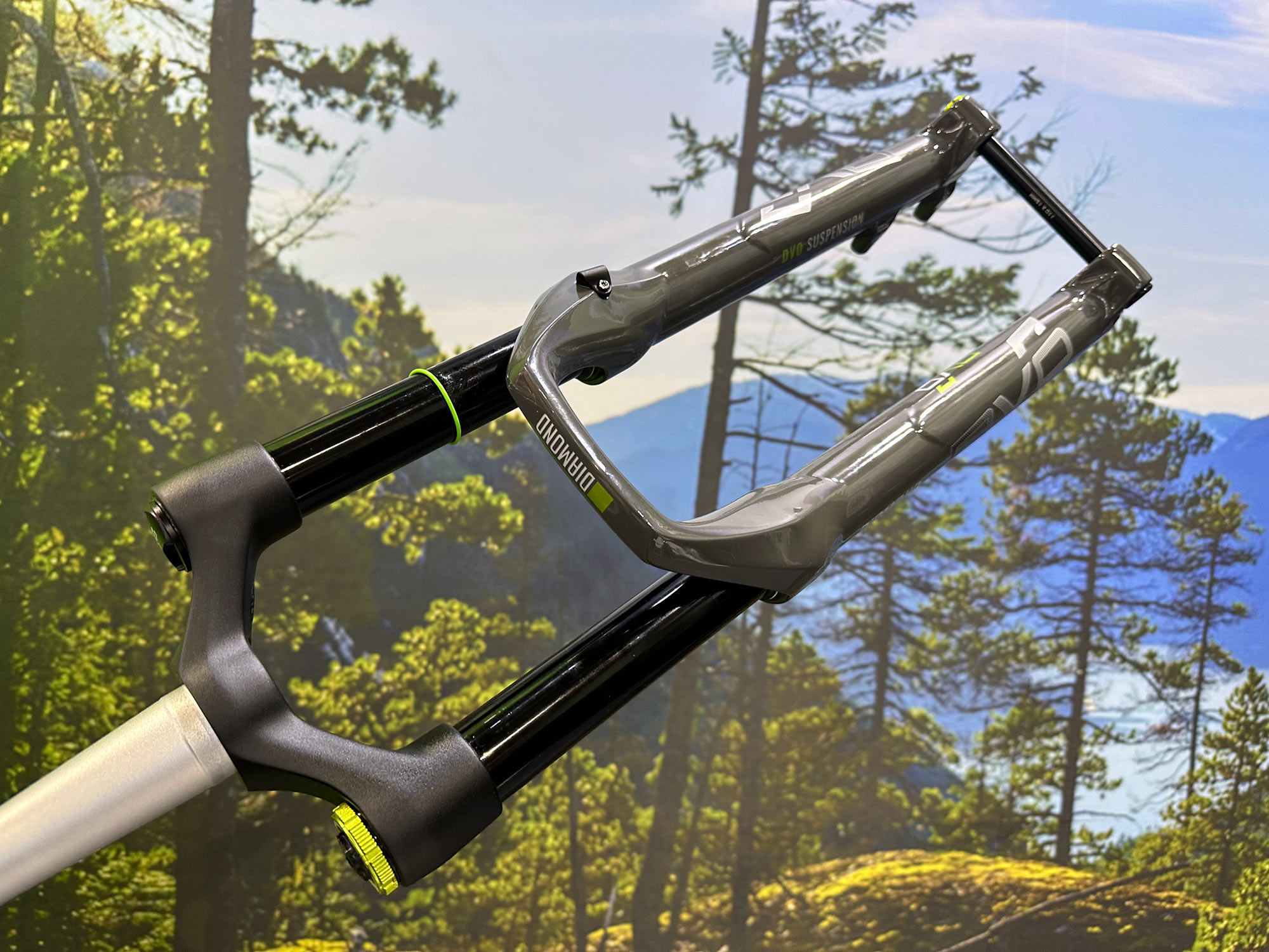 2024 dvo diamond trail enduro mountain bike suspension fork