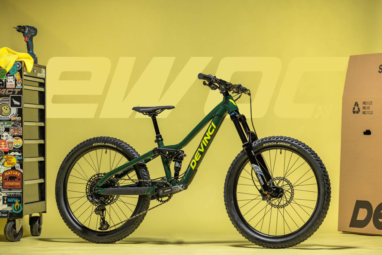 Devinci Goes For The Groms With The Ewoc FS 24” (or 26”) Trail Bike