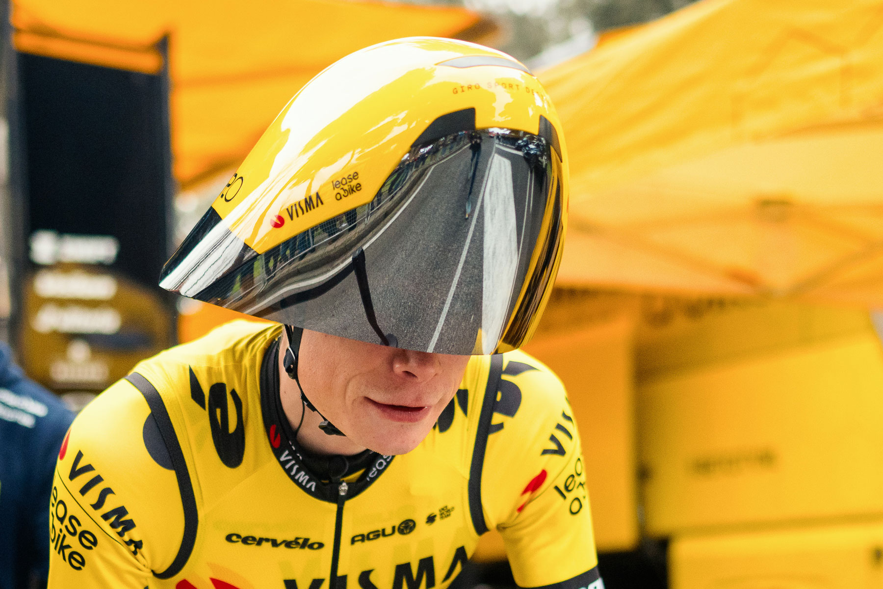 Wild Giro Aerohead 2.0 TT Helmet Propels Team Visma LeaseABike to Ludicrous Speed Bikerumor