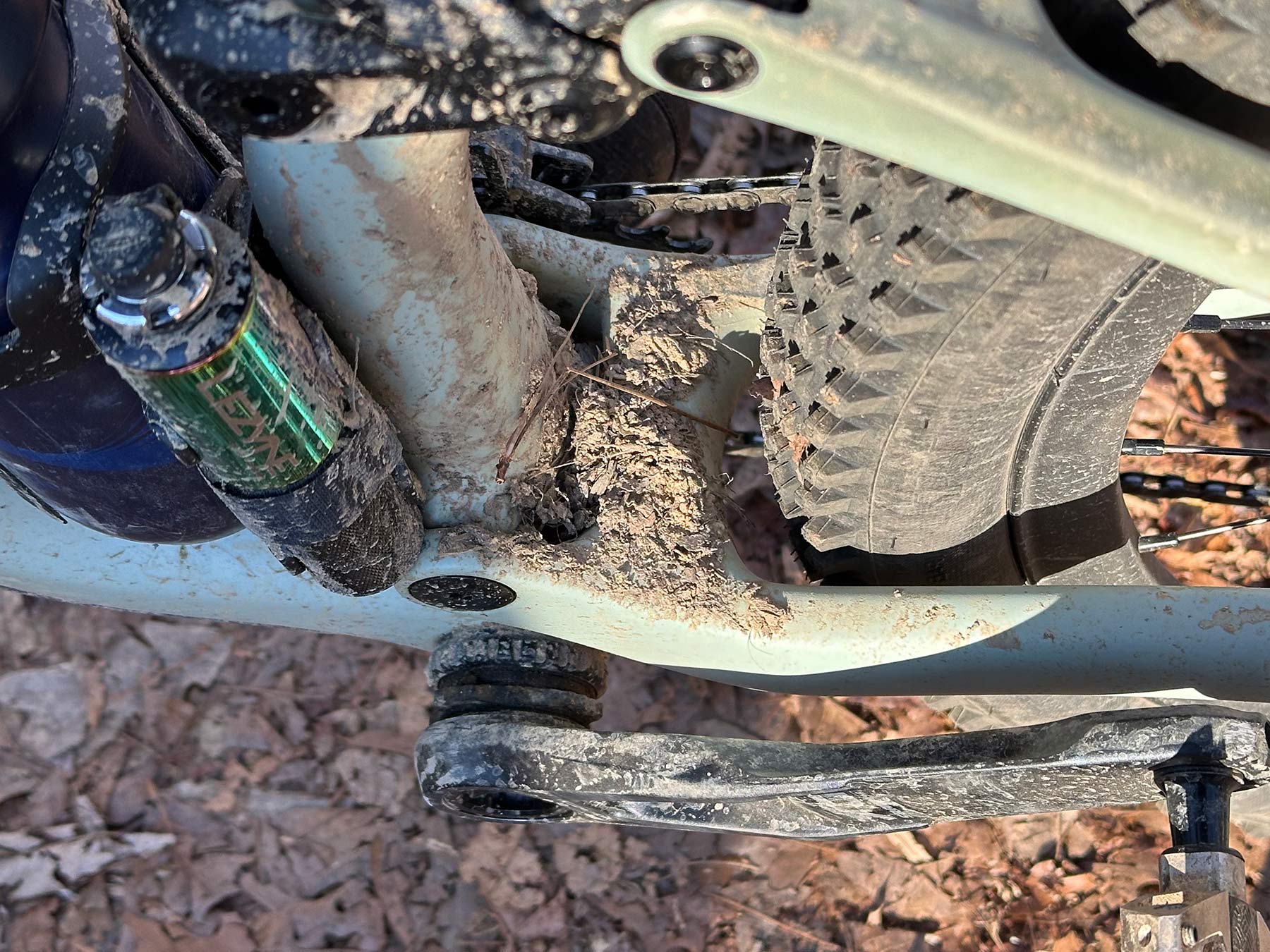 mud buildup on the chainstay yoke of the 2024 specialized epic 8