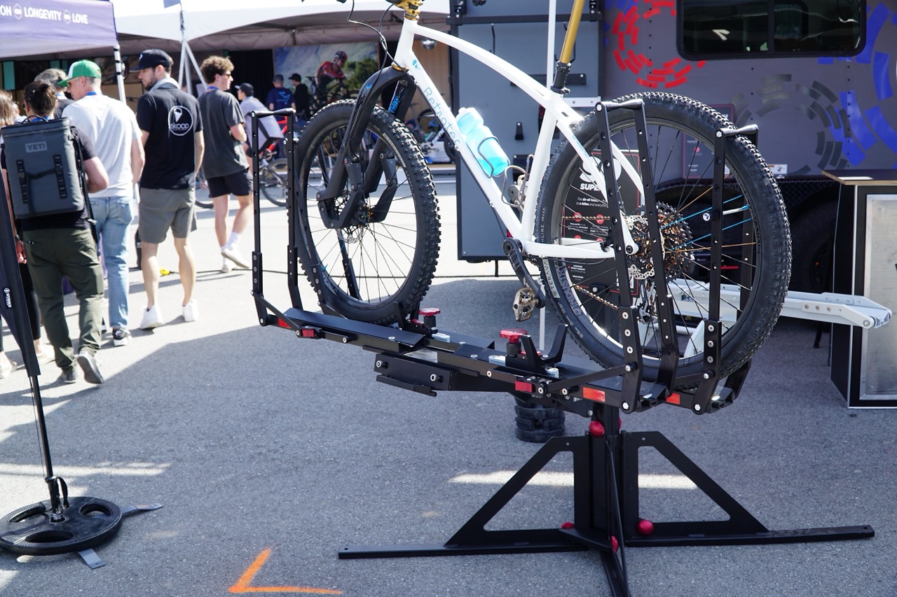 1UP USA Releases New & Improved Beefed-Up Super Duty (SD) Hitch Rack Also for eBikes