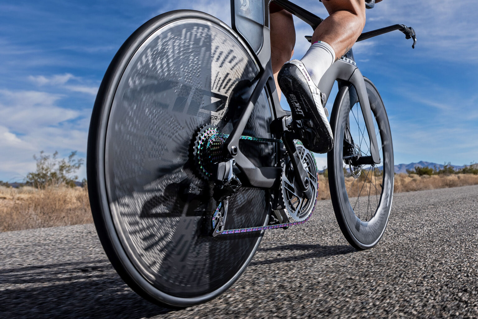 2024 Zipp Super-9 Disc wider hookless tubeless carbon TT Triathlon rear wheel, driveside detail