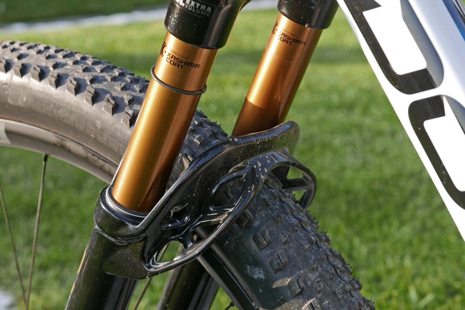MY25 Fox 32 SC 100mm XC fork: Review, open spider web reverse crown