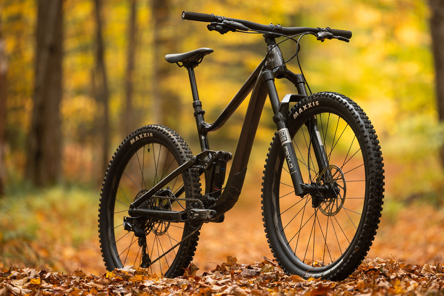 All-new 2025 RockShox Psylo 130-160mm all-mountain trail bike suspension fork, affordable alloy trail bike