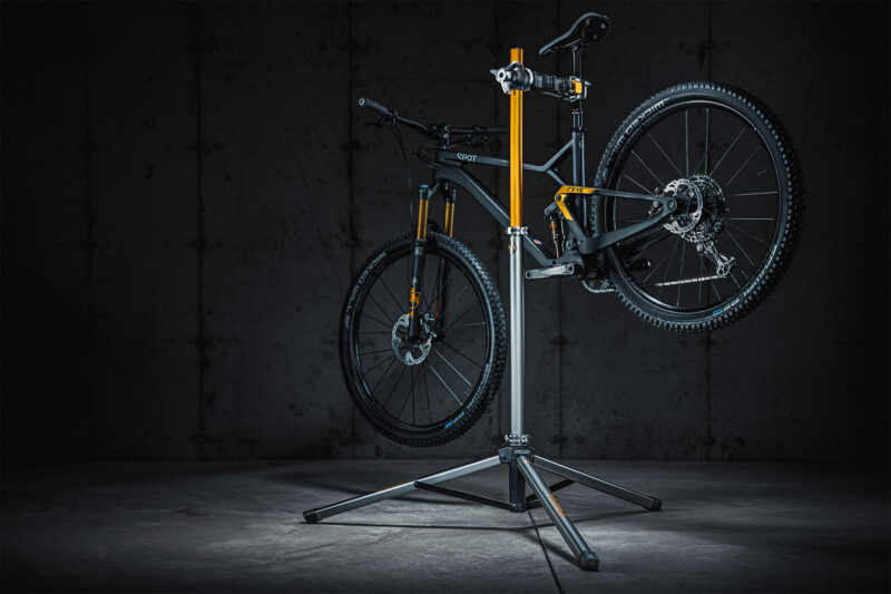 Feedback Celebrates 20th Anniversary with Limited Edition Pro Mechanic Repair Stand