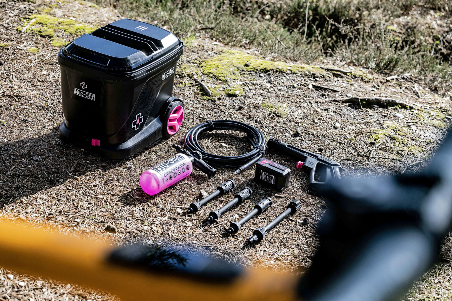 Muc-Off portable rechargeable Mobile Bike Pressure Washer, contents