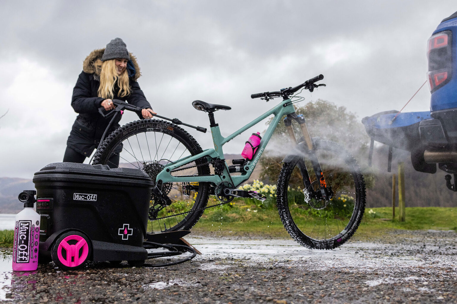 Muc-Off Mobile Bike Pressure Washer, portable rechargeable clean your bicycles anywhere machine, blast it clean before the drive home
