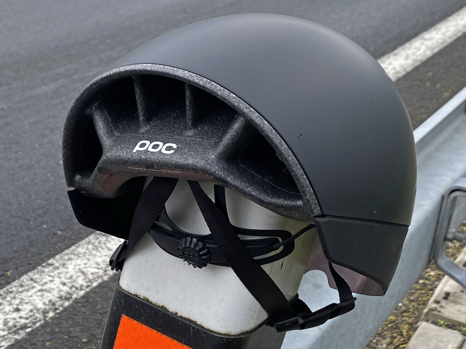 POC Procen Air aero road race helmet Review, rear vents