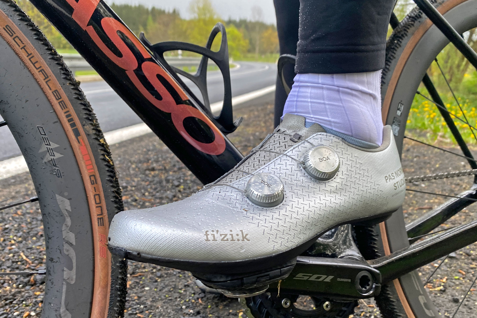 Pas Normal Mechanism x Fizik Carbon Road Shoe Collab Crafts Shiny Silver Slippers – Review
