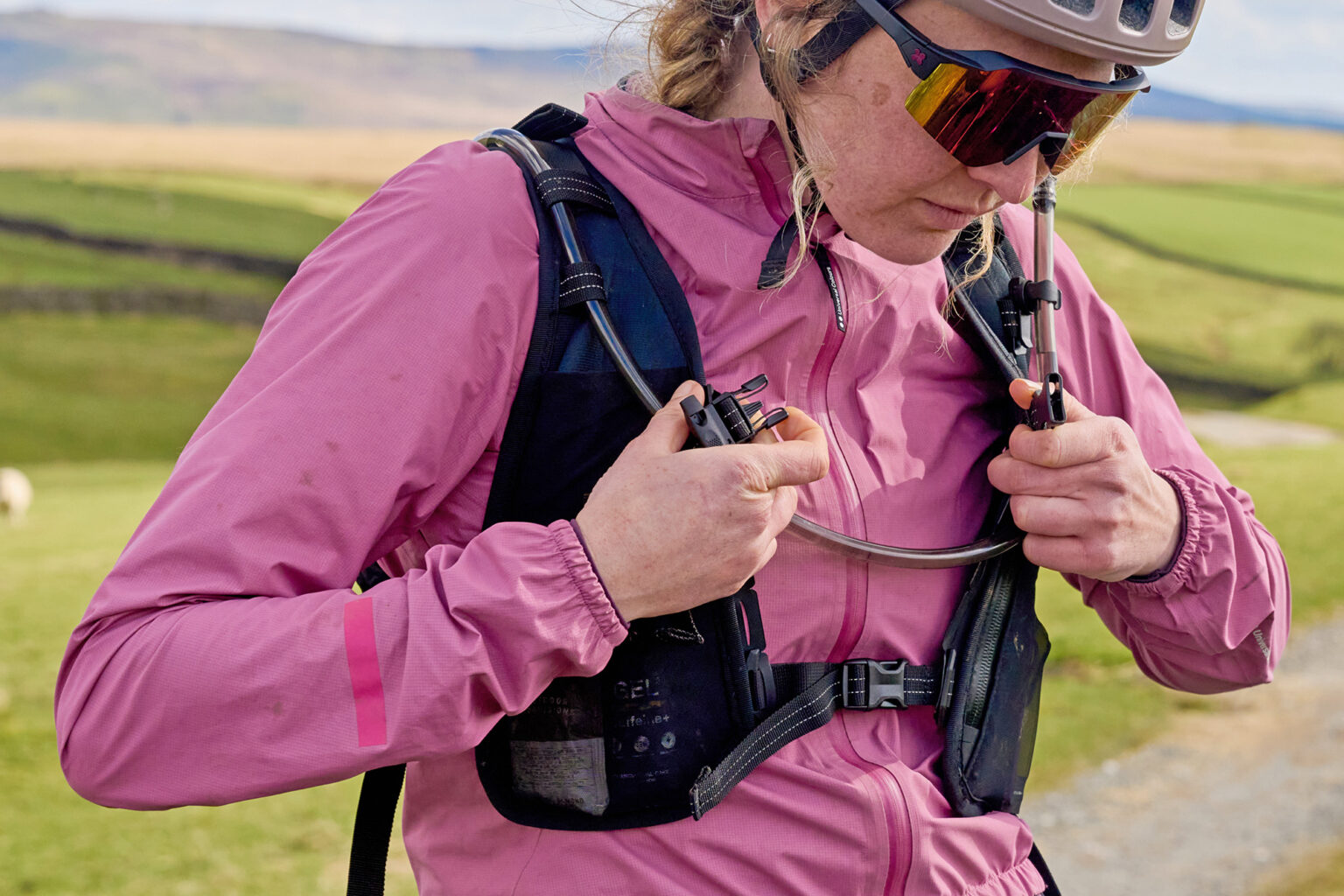 Restrap Race Hydration Vest lightweight bikepacking backpack,, fit adjustment detail