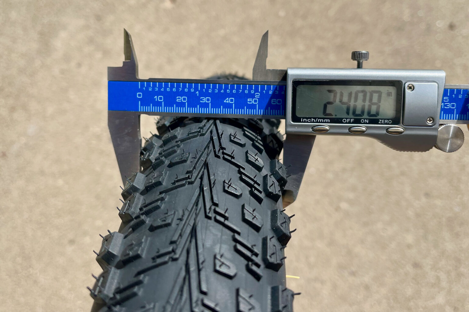 29x2.4" Vittoria Peyote XC Race cross-country mountain bike tire, 62mm actula width