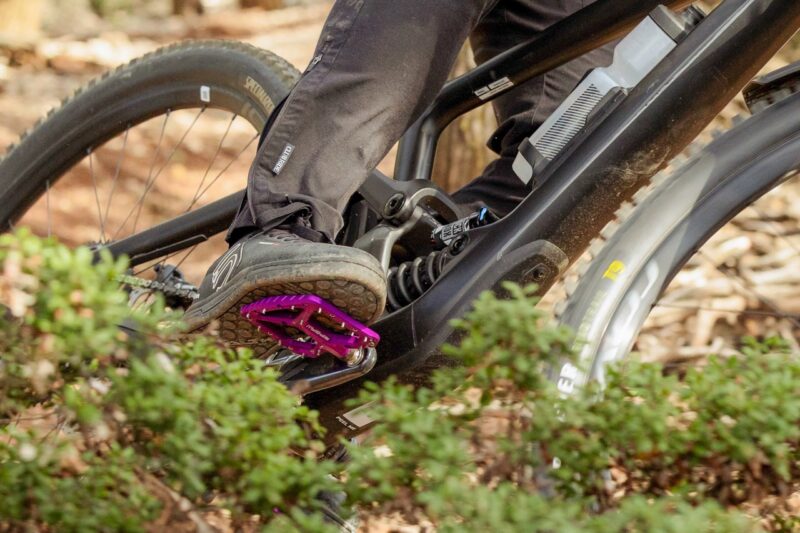 WTC Expands Pedal Line with New Ripsaw Aluminum Pedals Designed for Mid-Foot Riding