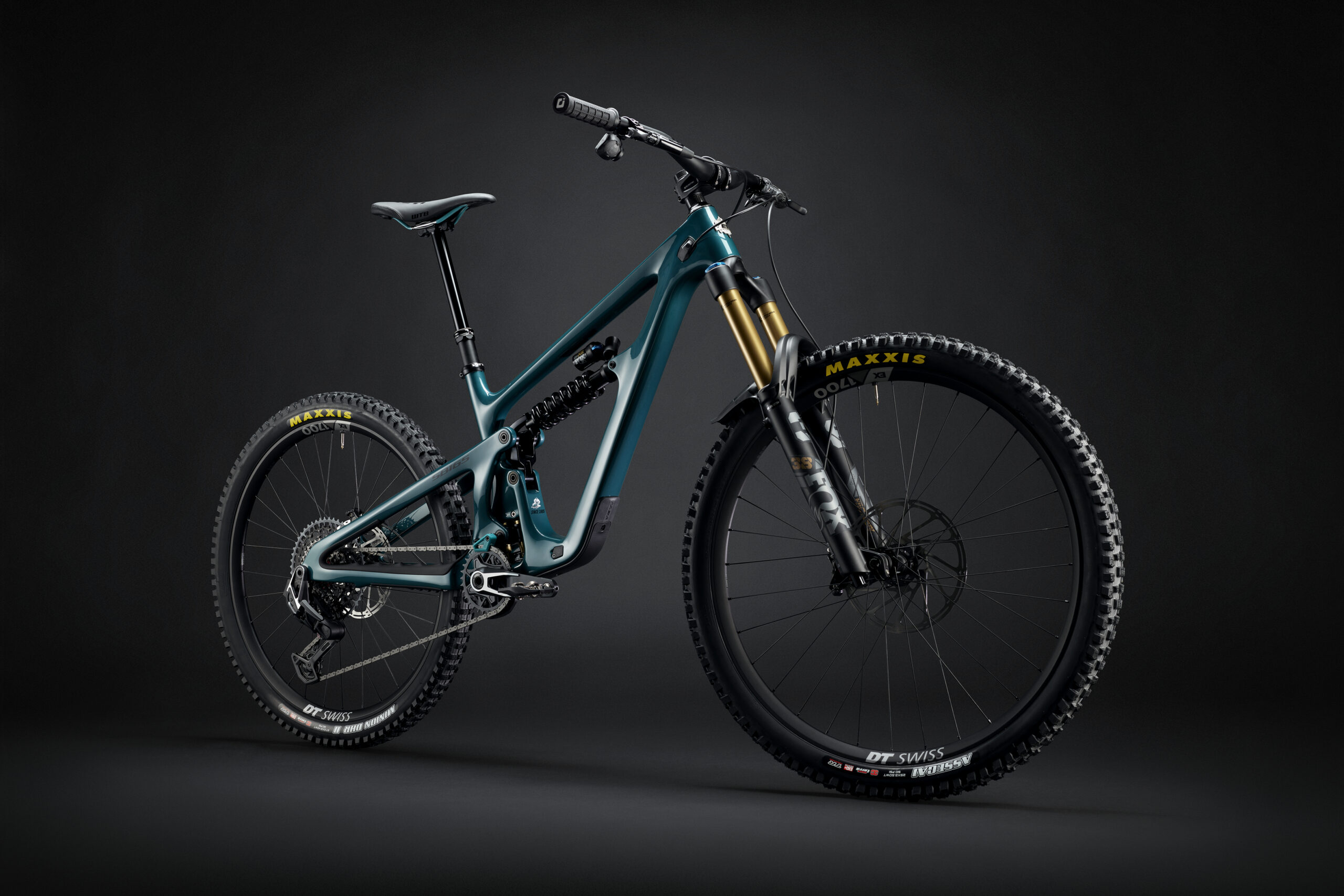 First Look and First Rides: 2024 Yeti SB165 Goes MX. More Business – Still Likes to Party