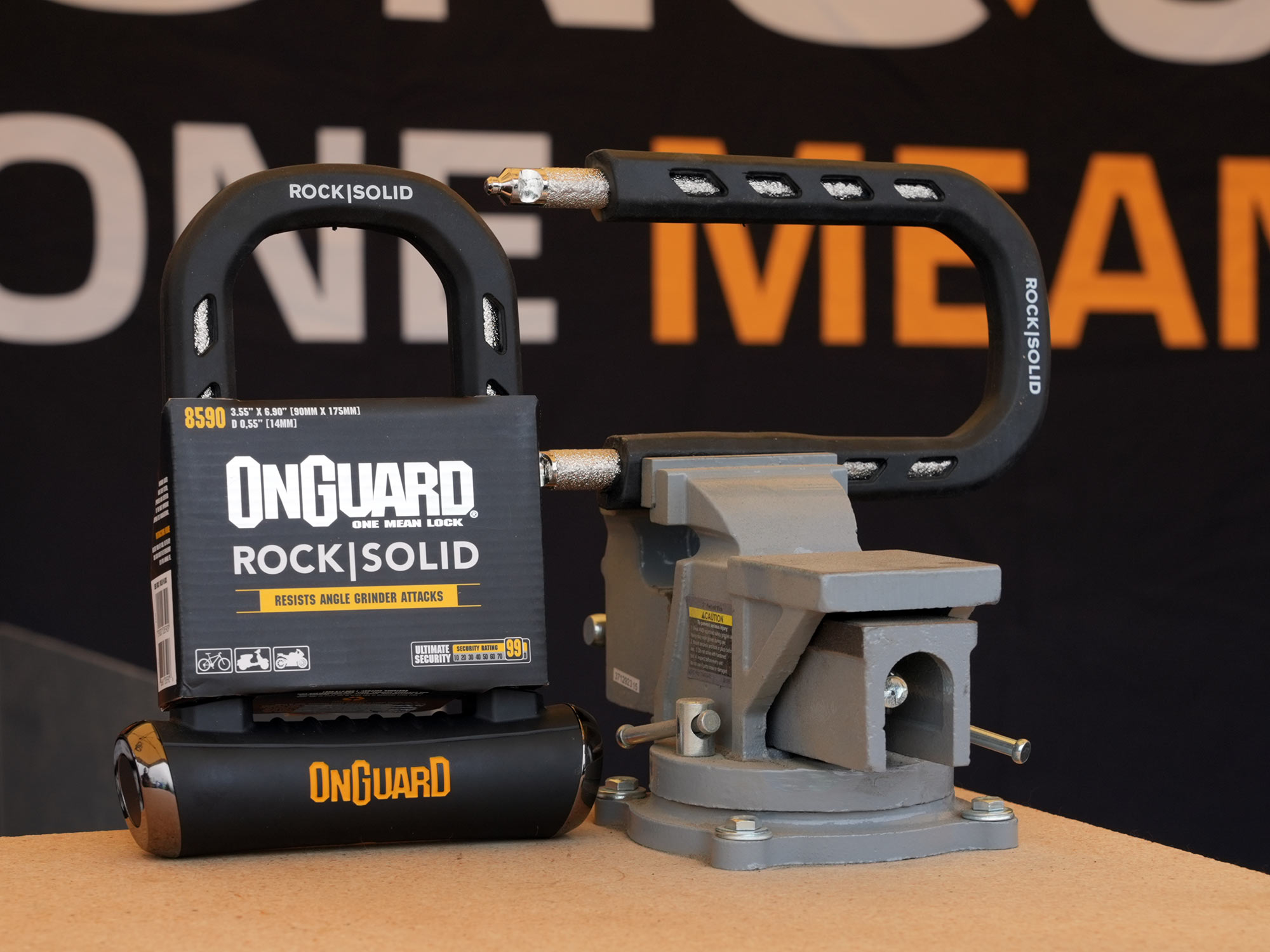 onguard rock solid u-lock with grinder-proof coating