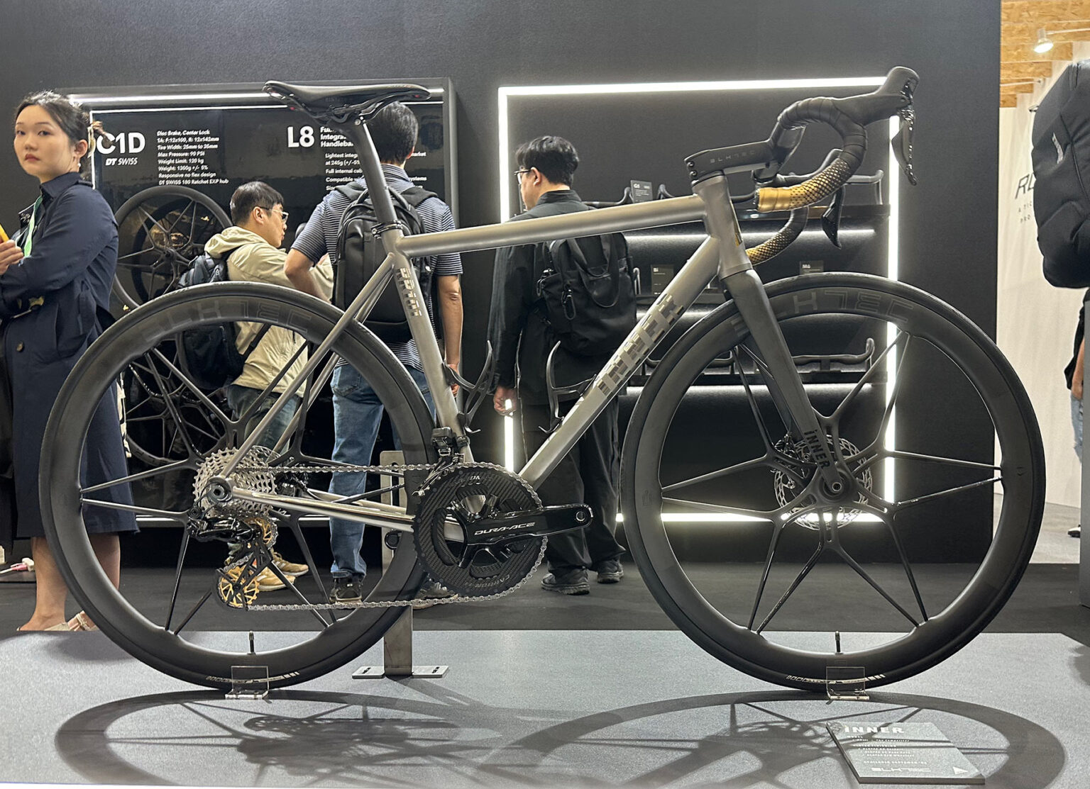 BLKTEC C1D one-piece carbon fiber road bike wheels on Inner titanium gravel bike