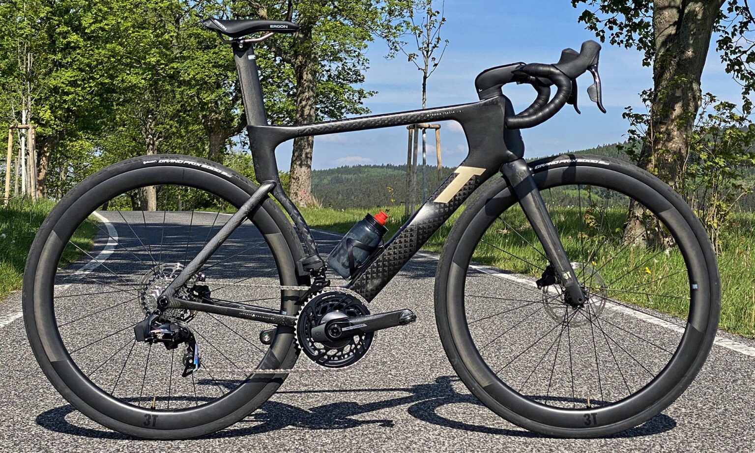 2024 3T Strada Italia wide tire aero carbon road bike made-in-Italy, Project X complete