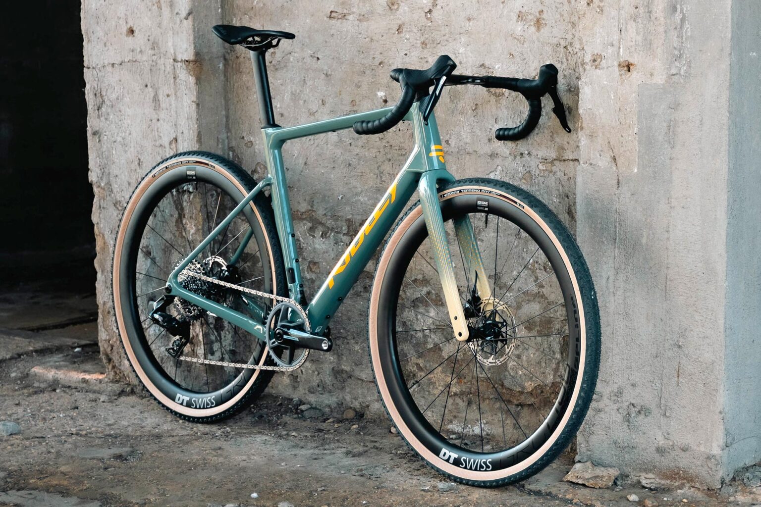 2024 Ridley Grifn RS carbon gravel and all-roads race bike, angled