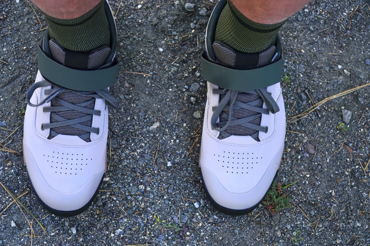 First Look Shimano GE700 Shoes wider toe box