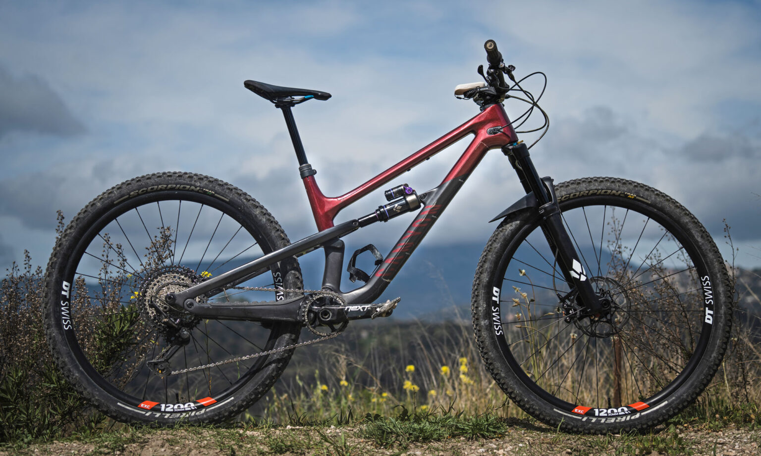 Formula Nebbia tuneable mountain bike hybrid air shock, Canyon