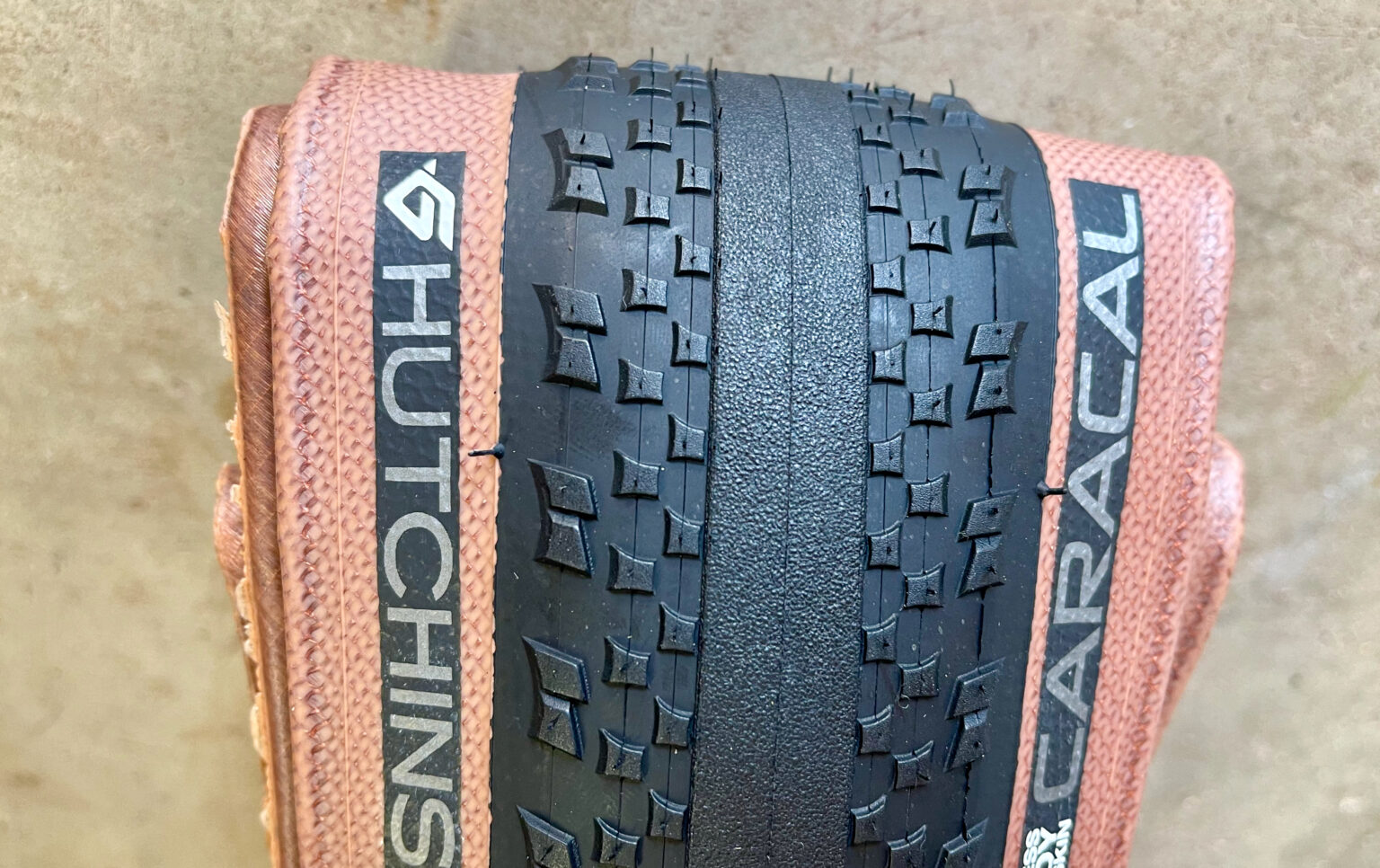 Hutchinson Caracal gravel tire close up tread